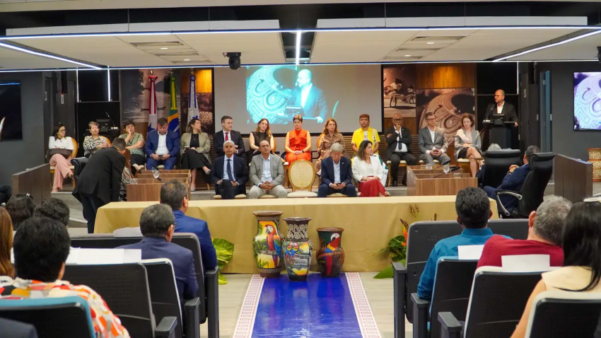 Governo do Pará firma compromisso pelo avanço da educação no Marajó