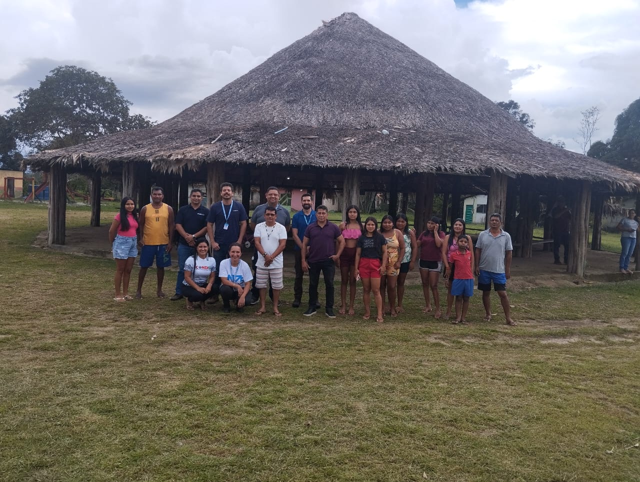 Seduc e Equipe da ONU visitam escolas indígenas para construção de unidades
