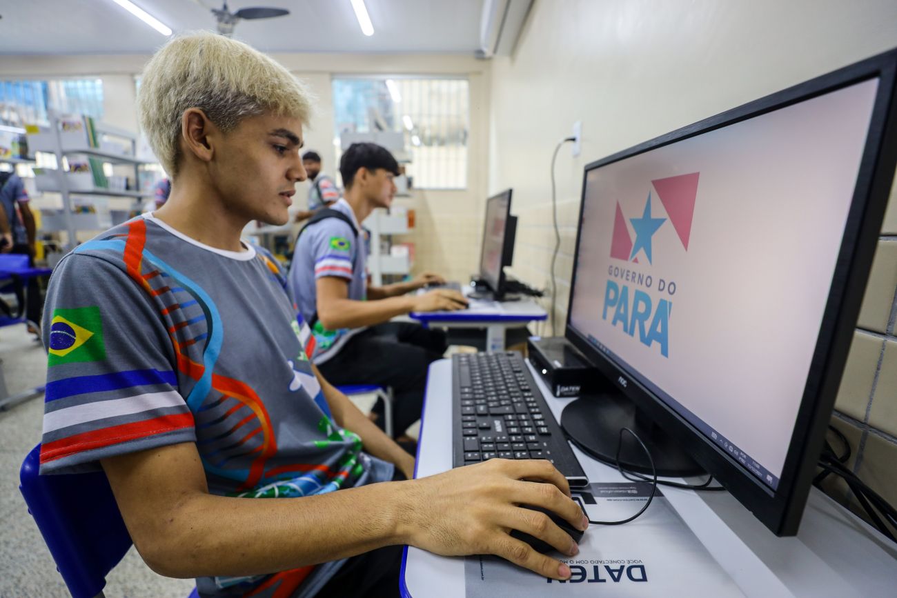 Escola inaugurada em Limoeiro do Ajuru4