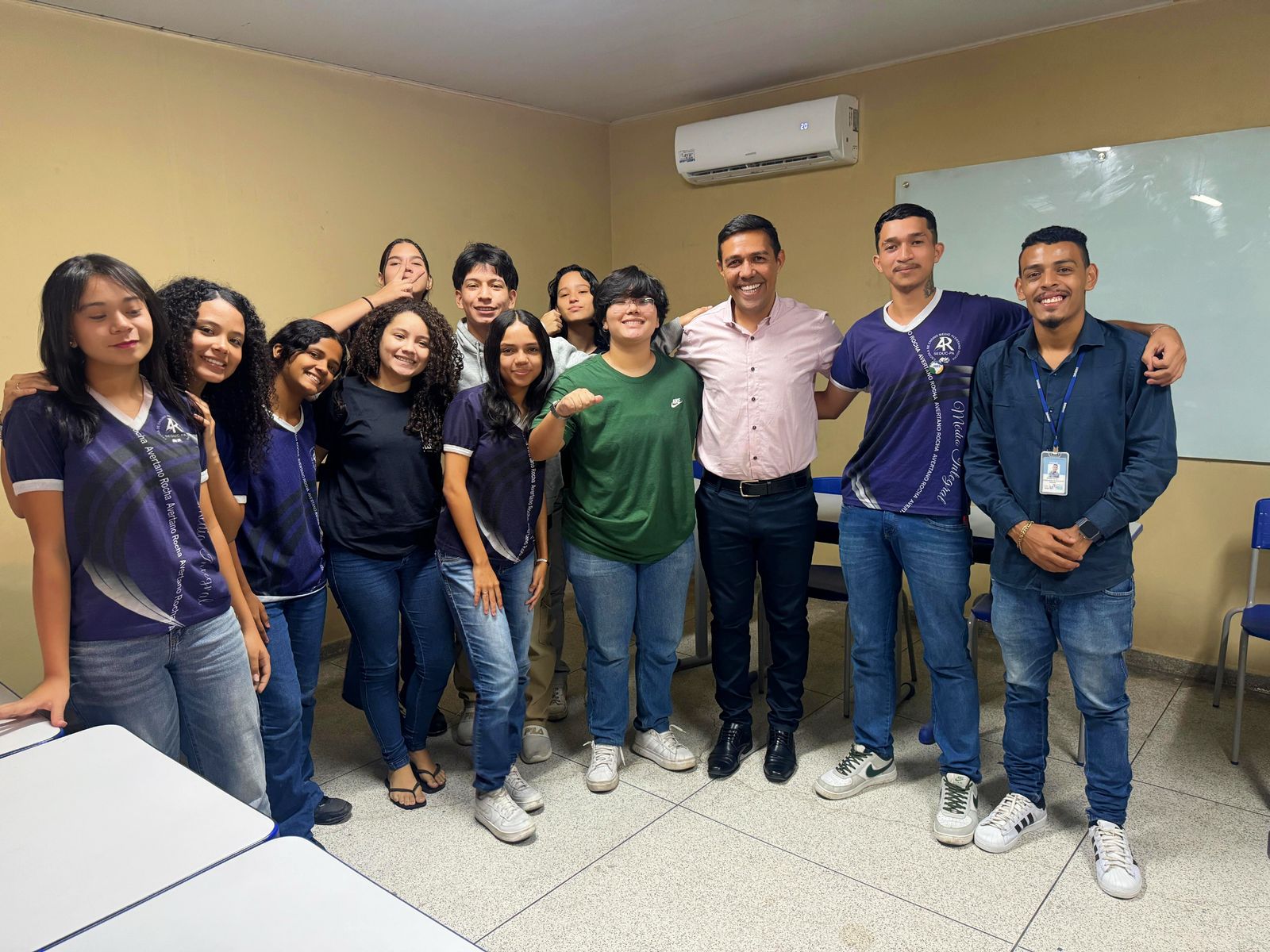 Escola Avertano Rocha2