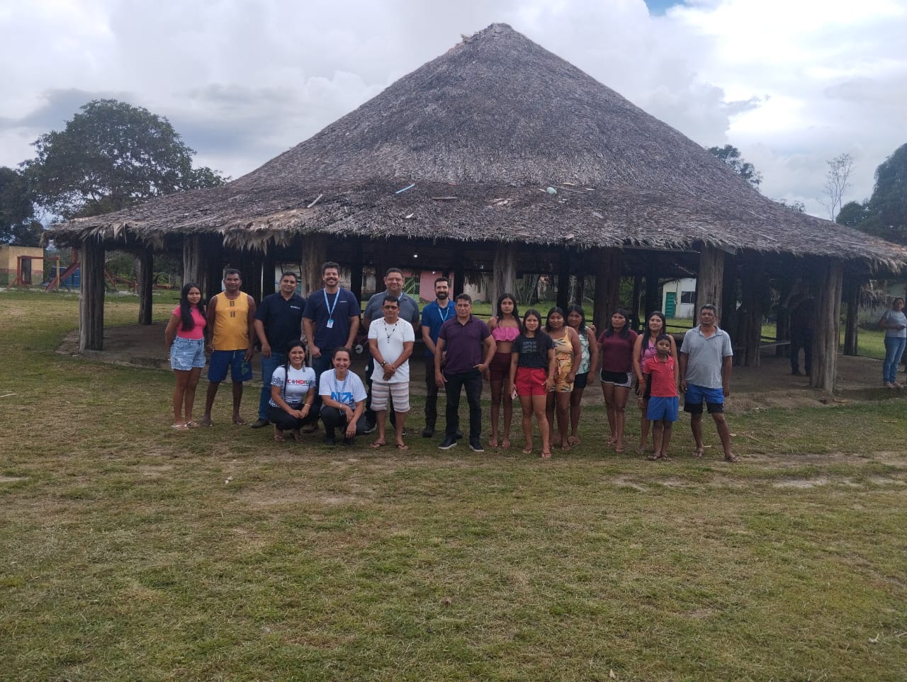 Visita ás escolas indígenas2